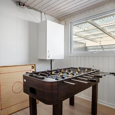 Three-bedroom In Feriehus